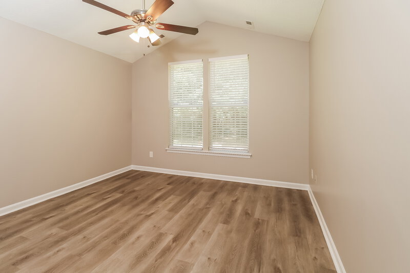 1,645/Mo, 9129 Shenington Pl Charlotte, NC 28216 Main Bedroom View 2