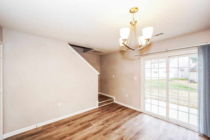 1,825/Mo, 1212 Chaser Ridge Ct Charlotte, NC 28216 Dining Room View