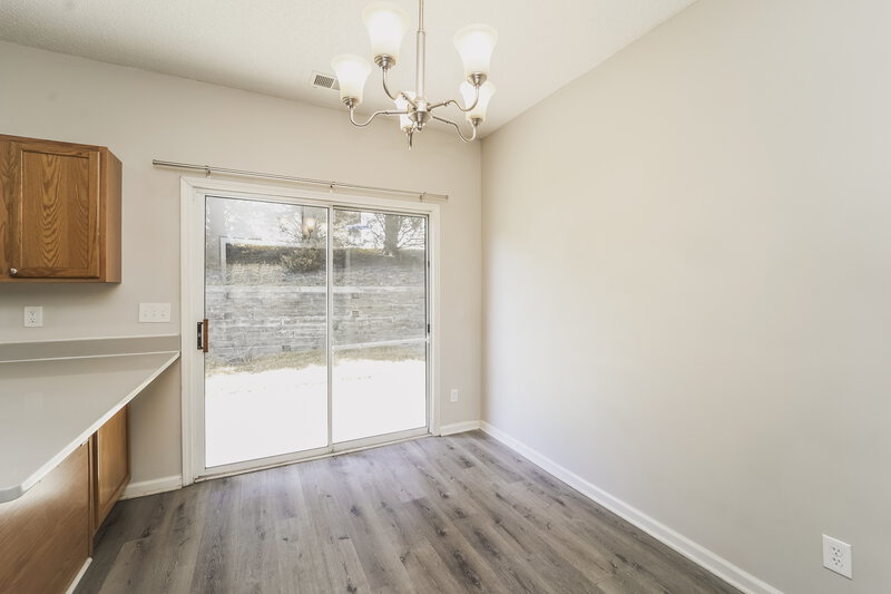 1,935/Mo, 2711 Clarencefield Dr Charlotte, NC 28216 Dining Room View