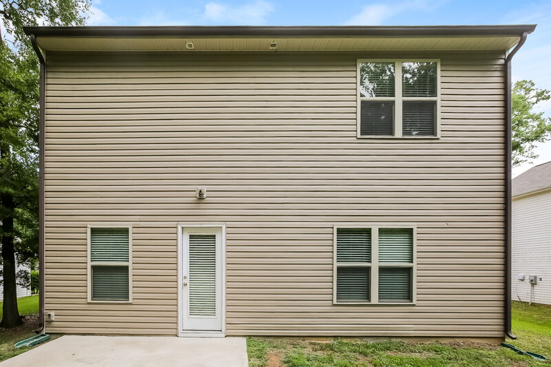 2,230/Mo, 1019 Helms Road Charlotte, NC 28214 Rear View 2