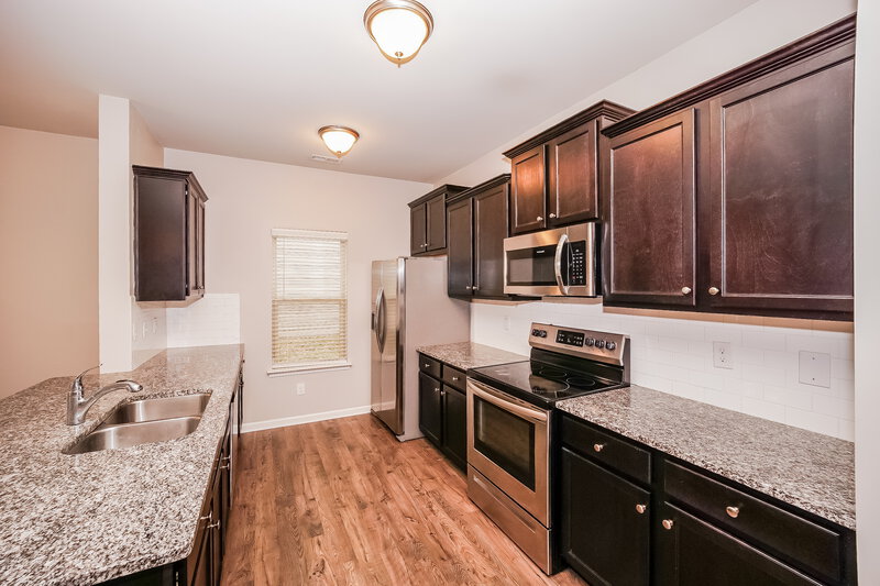 2,010/Mo, 1013 Helms Road Charlotte, NC 28214 Kitchen View