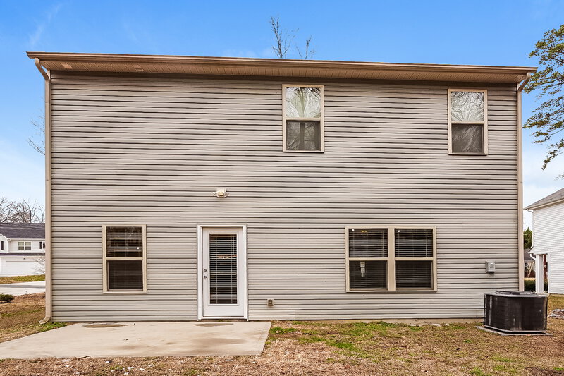 2,010/Mo, 1013 Helms Road Charlotte, NC 28214 Rear View 2