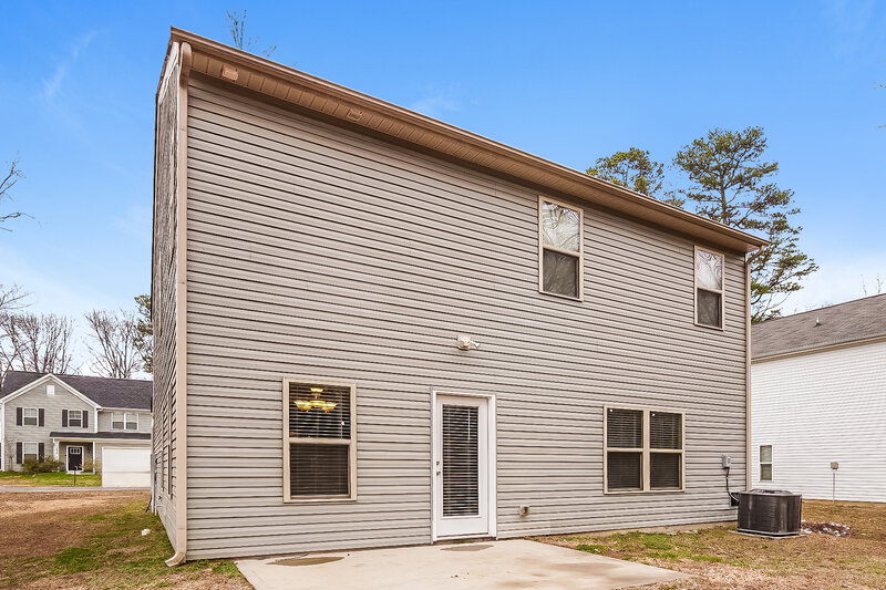 2,010/Mo, 1013 Helms Road Charlotte, NC 28214 Rear View 3