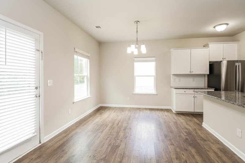 2,070/Mo, 1015 Helms Road Charlotte, NC 28214 Dining Room View