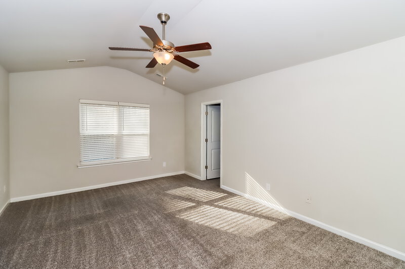 2,575/Mo, 1017 Helms Road Charlotte, NC 28214 Main Bedroom View