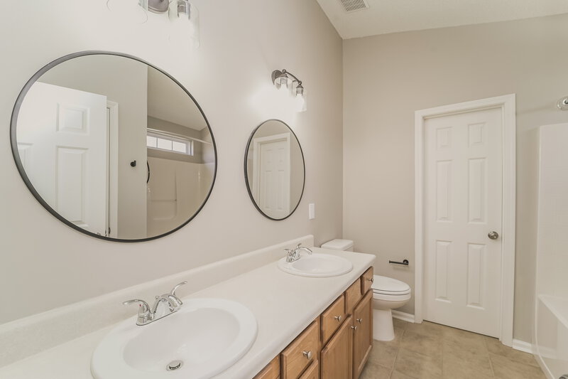 2,085/Mo, 1001 Omaha Dr Monroe, NC 28110 Main Bathroom View