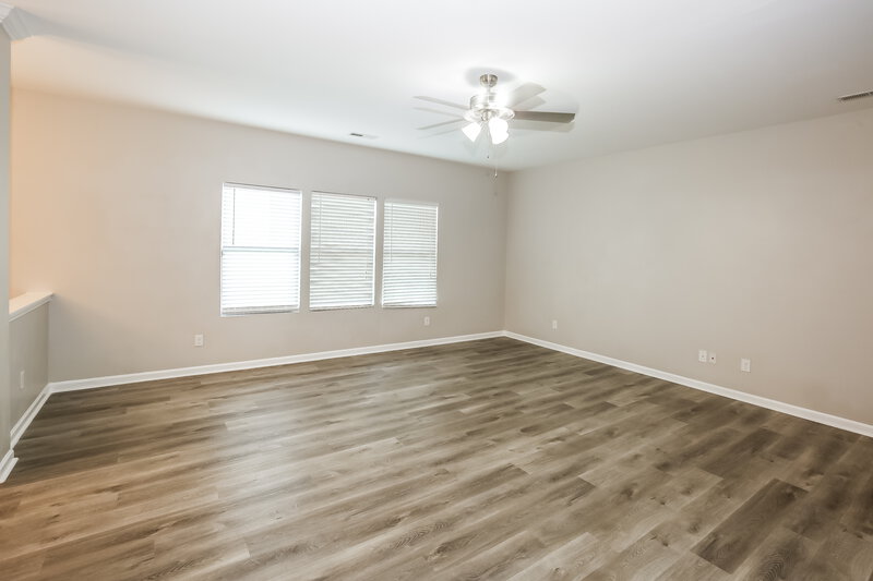 1,885/Mo, 10012 Portaferry Dr Charlotte, NC 28213 Living Room View 2