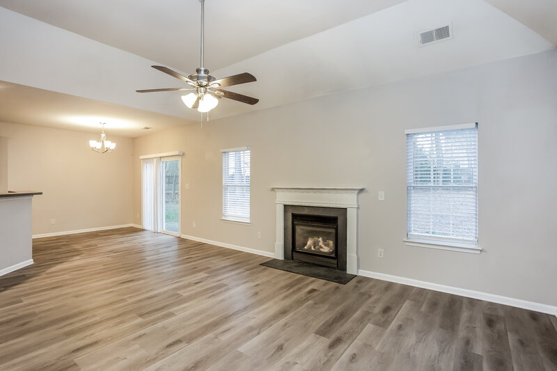 2,010/Mo, 5001 Shocco Ln Charlotte, NC 28215 Misc View 4