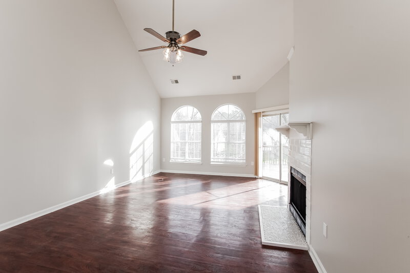 2,155/Mo, 11220 Clayford Ridge Charlotte, NC 28215 Living Room View