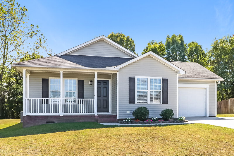 1,740/Mo, 4525 Carol Ct Concord, NC 28025 Front View