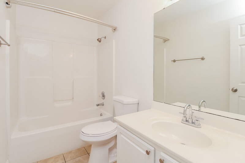 1,740/Mo, 4525 Carol Ct Concord, NC 28025 Bathroom View