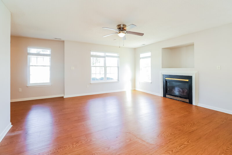 1,920/Mo, 6720 Fortescue Drive Charlotte, NC 28213 Living Room View