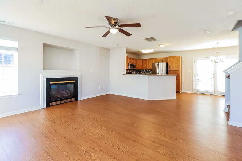 1,920/Mo, 6720 Fortescue Drive Charlotte, NC 28213 Living Room View 2