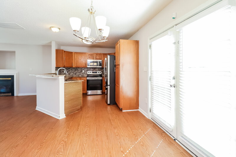 1,920/Mo, 6720 Fortescue Drive Charlotte, NC 28213 Dining Room View 2