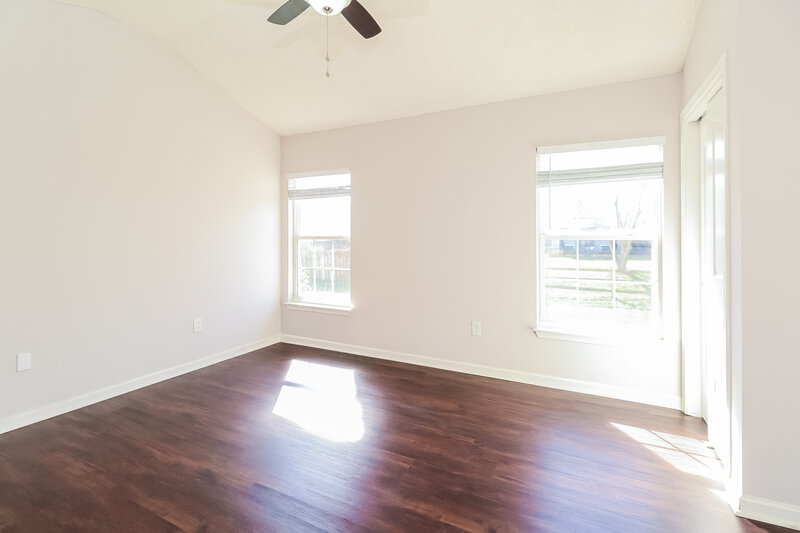 1,920/Mo, 6720 Fortescue Drive Charlotte, NC 28213 Main Bedroom View 2