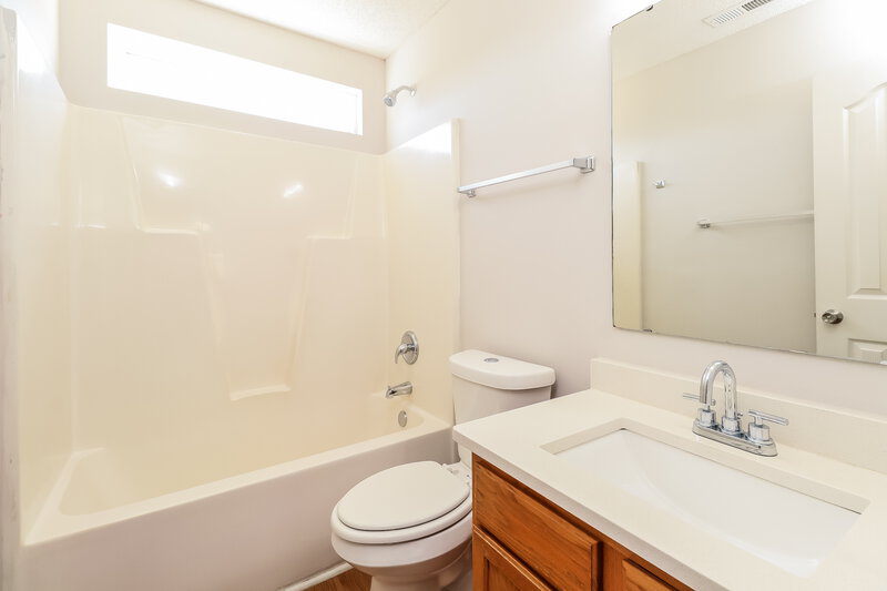 1,920/Mo, 6720 Fortescue Drive Charlotte, NC 28213 Bathroom View 2