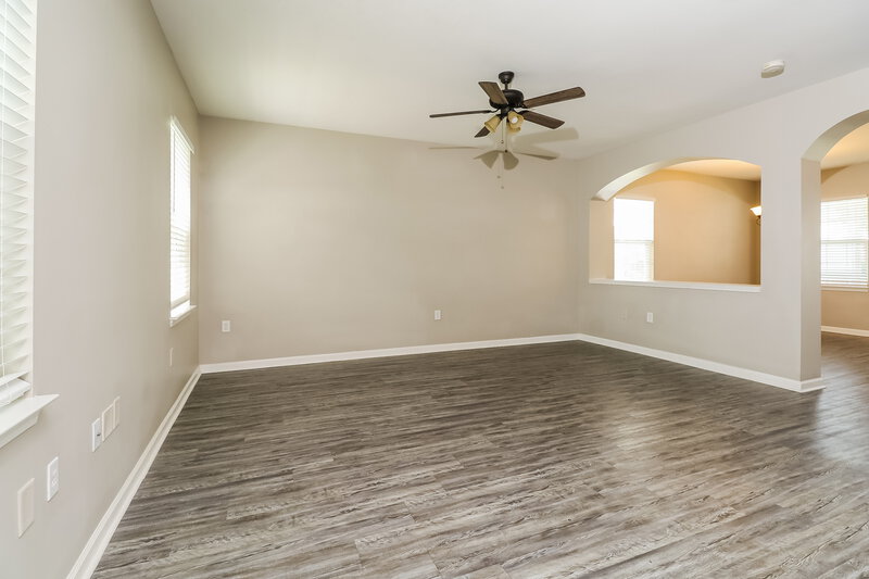 2,475/Mo, 1421 Jordans Pond Ln Charlotte, NC 28214 Living Room View