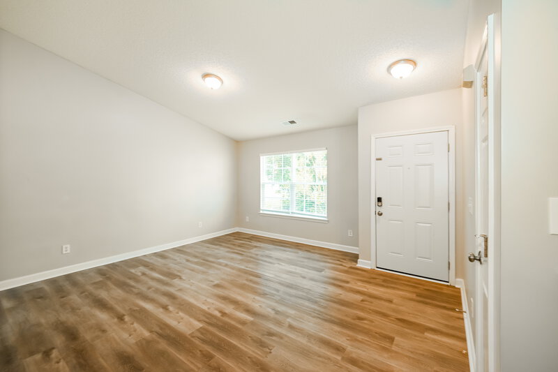2,095/Mo, 3720 Old Wagon Road Charlotte, NC 28269 Living Room View