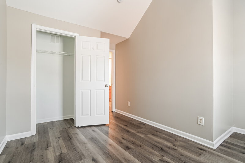 1,950/Mo, 929 Grass Hollow Charlotte, NC 28216 Bedroom View 2