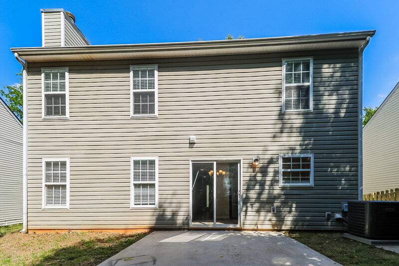 1,920/Mo, 937 Grass Hollow Charlotte, NC 28216 Rear View