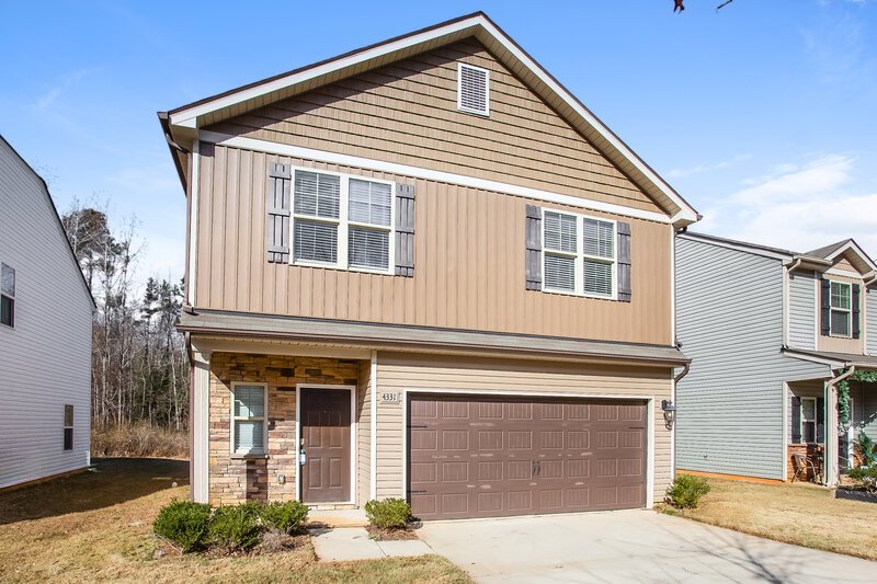 2,035/Mo, 4331 Drifter Drive Charlotte, NC 28227 Front View 2