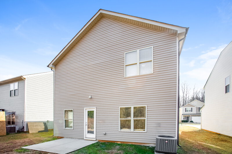 2,035/Mo, 4331 Drifter Drive Charlotte, NC 28227 Rear View 2