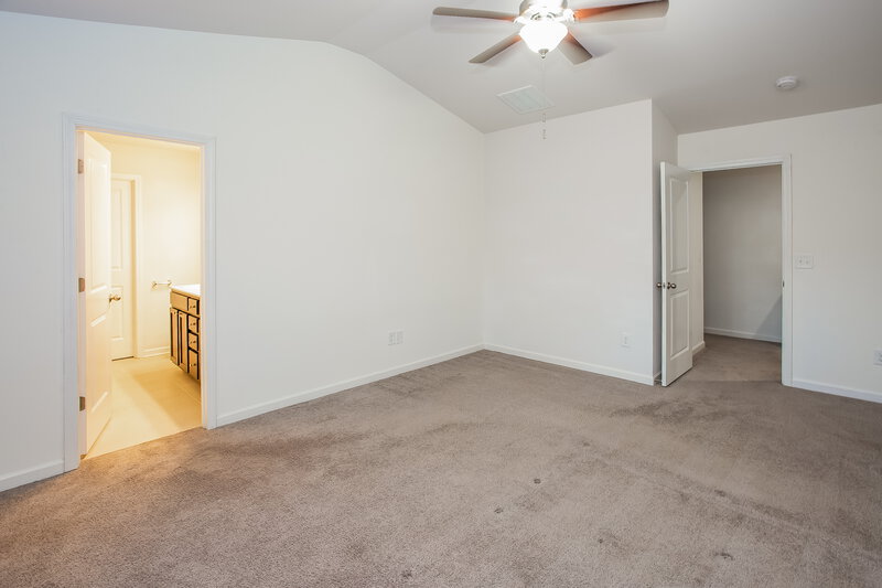 2,360/Mo, 4335 Drifter Drive Charlotte, NC 28227 Main Bedroom View