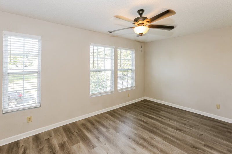 2,650/Mo, 803 Chastain Ave Concord, NC 28025 Main Bedroom View