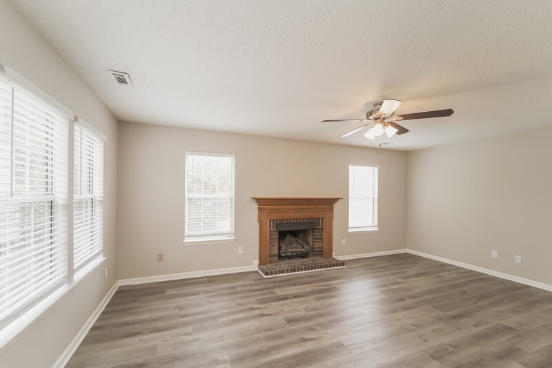 2,075/Mo, 8700 Appaloosa Way Lane Charlotte, NC 28216 Living Room View