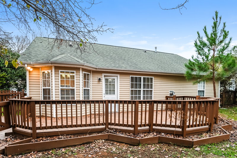 1,715/Mo, 3238 Longspur Dr Matthews, NC 28105 Rear View