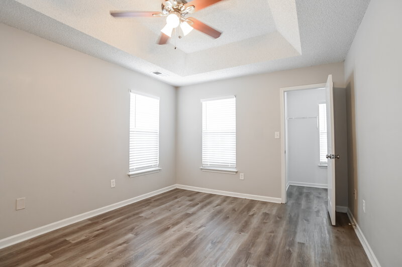 1,945/Mo, 4530 Fox Thorne Dr Charlotte, NC 28216 Main Bedroom View