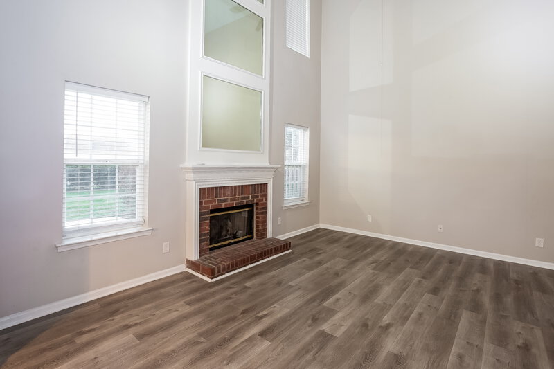 2,175/Mo, 7811 Belchester Circle Charlotte, NC 28215 Living Room View