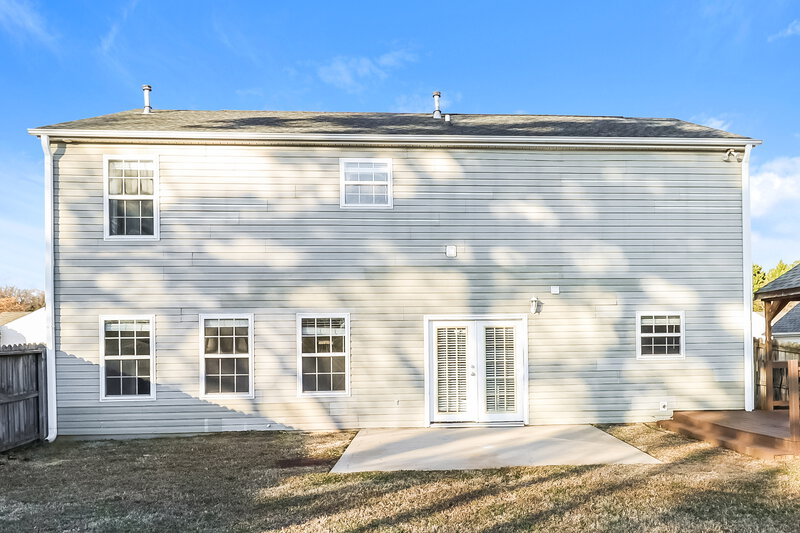 2,250/Mo, 6021 Pennycross Lane Charlotte, NC 28216 Rear View