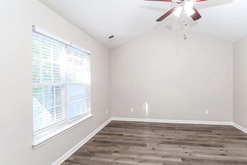 2,195/Mo, 6222 Spanish Moss Lane Charlotte, NC 28262 Main Bedroom View 2