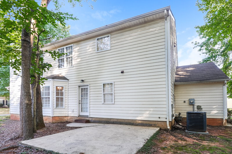2,195/Mo, 6222 Spanish Moss Lane Charlotte, NC 28262 Rear View