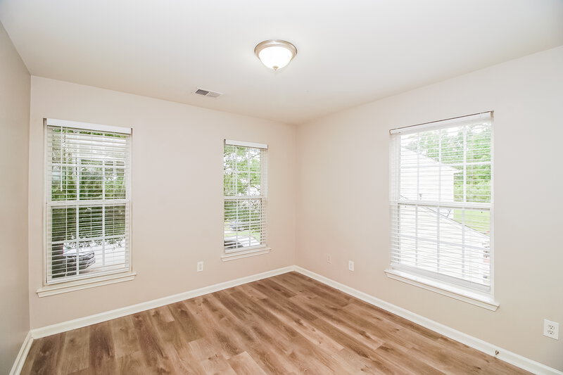 1,825/Mo, 7000 Indian Ridge Lane Charlotte, NC 28214 Bedroom View