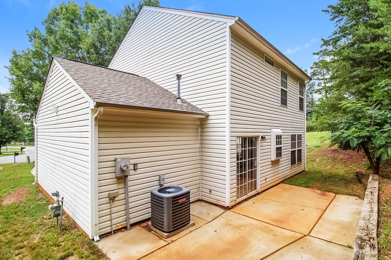 1,825/Mo, 7000 Indian Ridge Lane Charlotte, NC 28214 Rear View 2