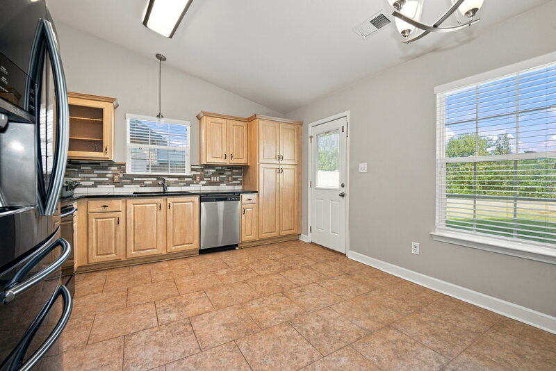 2,000/Mo, 4706 Capstone Drive Monroe, NC 28110 Kitchen View