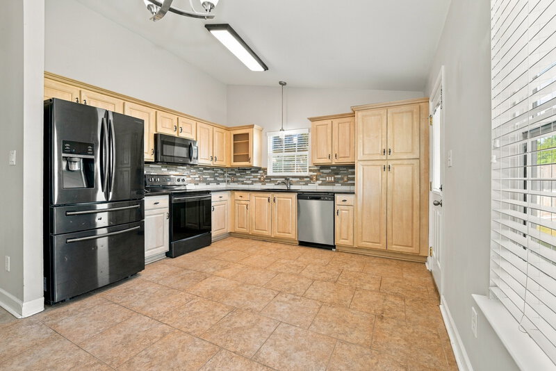 2,000/Mo, 4706 Capstone Drive Monroe, NC 28110 Kitchen View 2