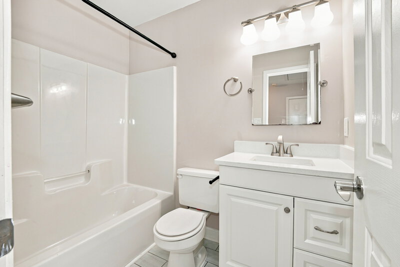 2,000/Mo, 4706 Capstone Drive Monroe, NC 28110 Bathroom View 2