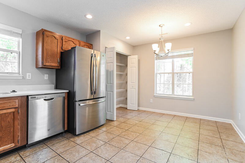 2,050/Mo, 9225 Merlot Ln Charlotte, NC 28269 Kitchen View