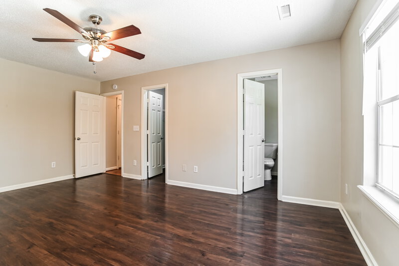 2,050/Mo, 9225 Merlot Ln Charlotte, NC 28269 Main Bedroom View