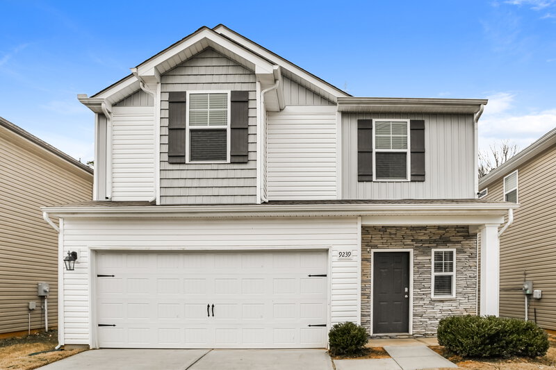 2,055/Mo, 9239 Treyburn Drive Charlotte, NC 28216 External View