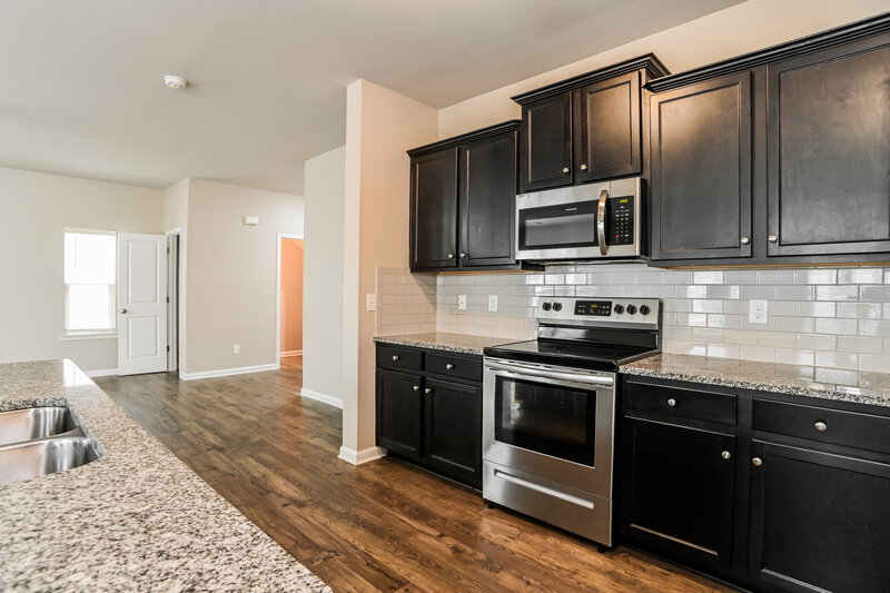 2,055/Mo, 9239 Treyburn Drive Charlotte, NC 28216 Kitchen View 2