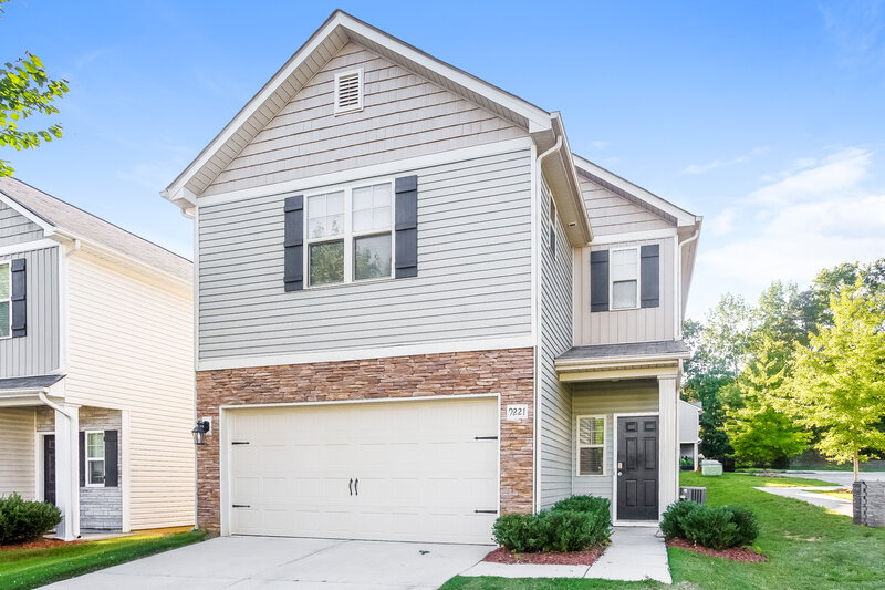 2,205/Mo, 9221 Treyburn Drive Charlotte, NC 28216 Misc View