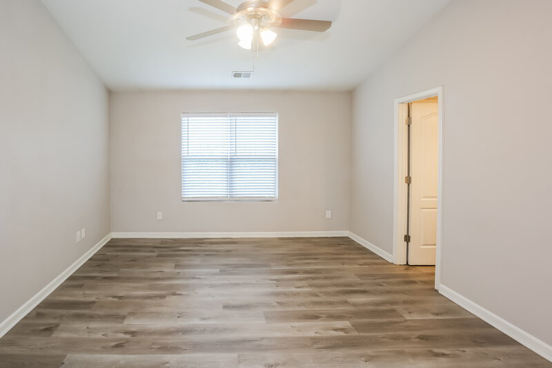 2,180/Mo, 8503 Paw Valley Lane Charlotte, NC 28214 Main Bedroom View 2