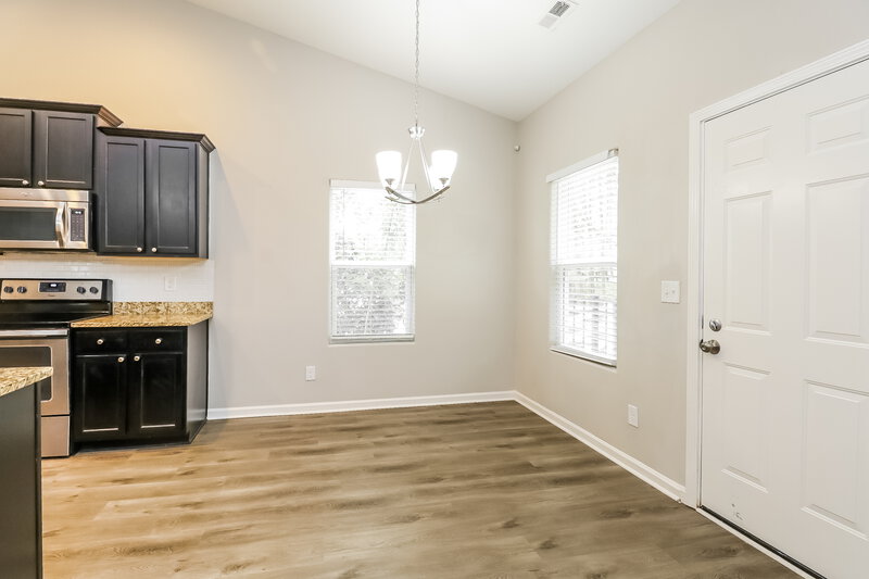 1,785/Mo, 2521 Meadow Crossing Drive Dallas, NC 28034 Dining Room View 2