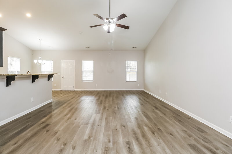 1,785/Mo, 2521 Meadow Crossing Drive Dallas, NC 28034 Dining Room View 3