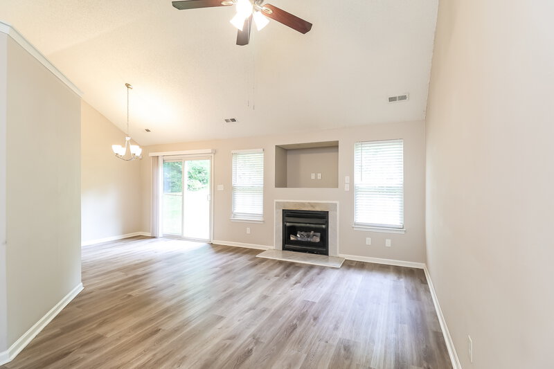 0/Mo, 7229 Kavan Hunter Drive Charlotte, NC 28214 Living Room View 2