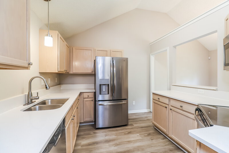 0/Mo, 7229 Kavan Hunter Drive Charlotte, NC 28214 Kitchen View
